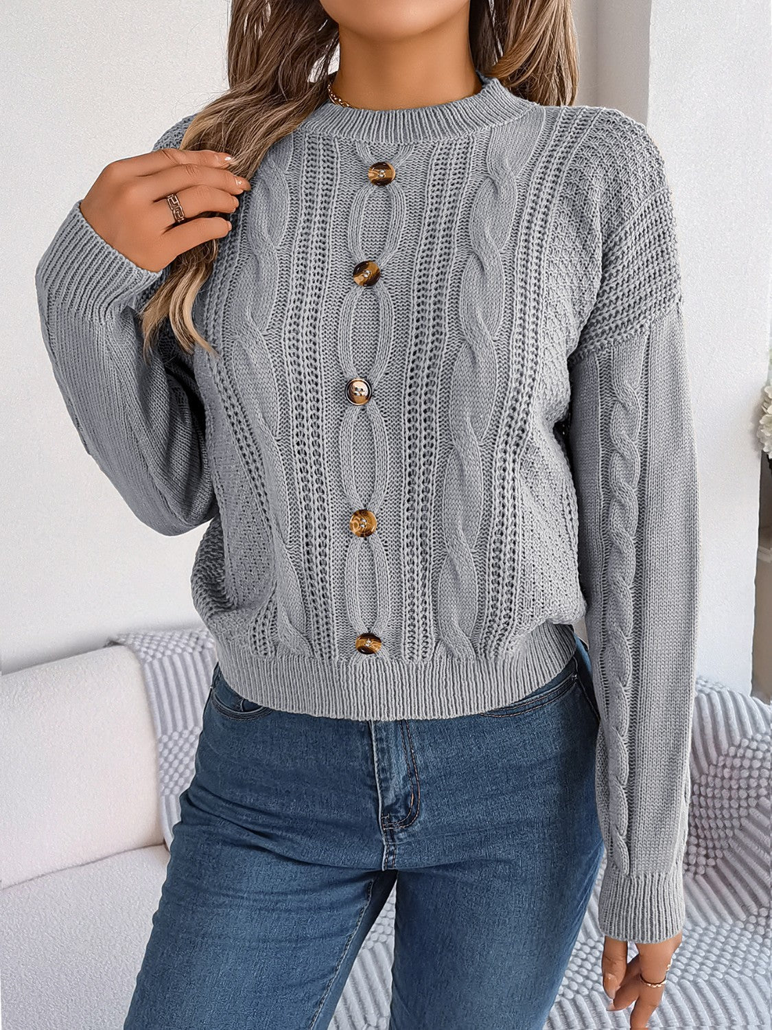Alara | Knapperet Kabelstrikket Sweater