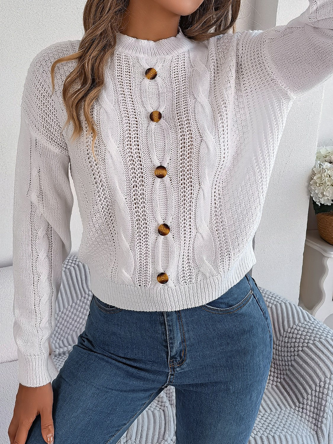 Alara | Knapperet Kabelstrikket Sweater