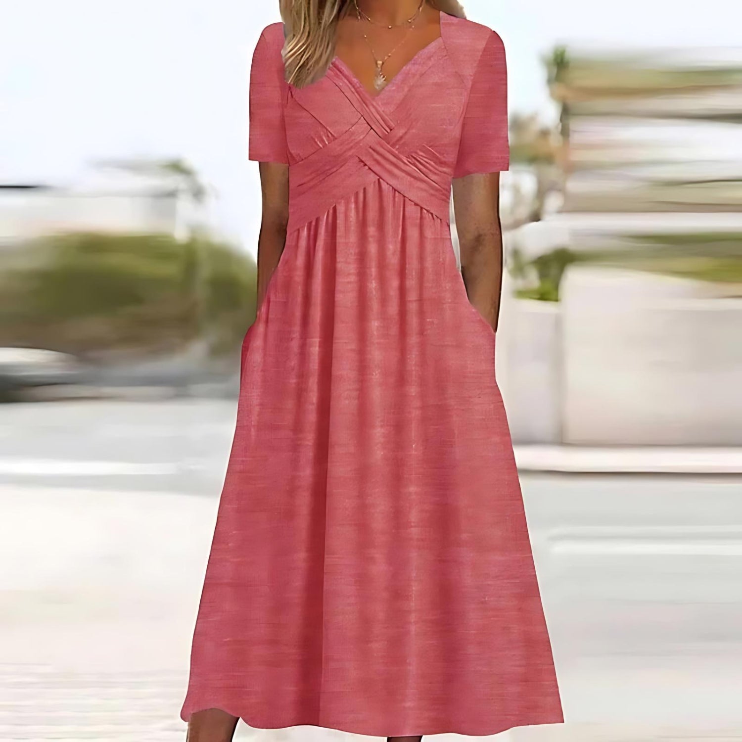Amara | Elegant Midi Kjole