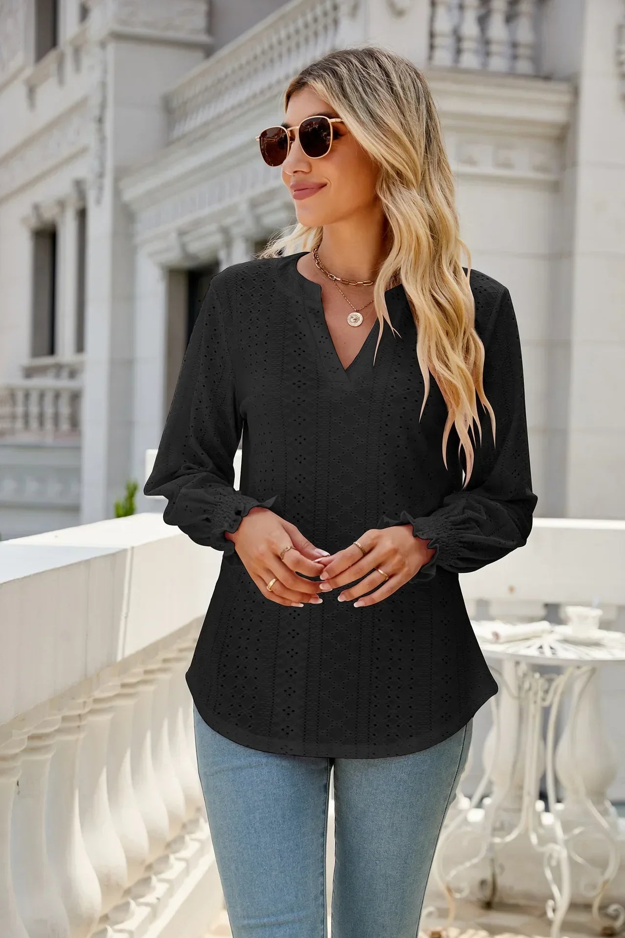 Alina | Håndlavet V-hals Bluse